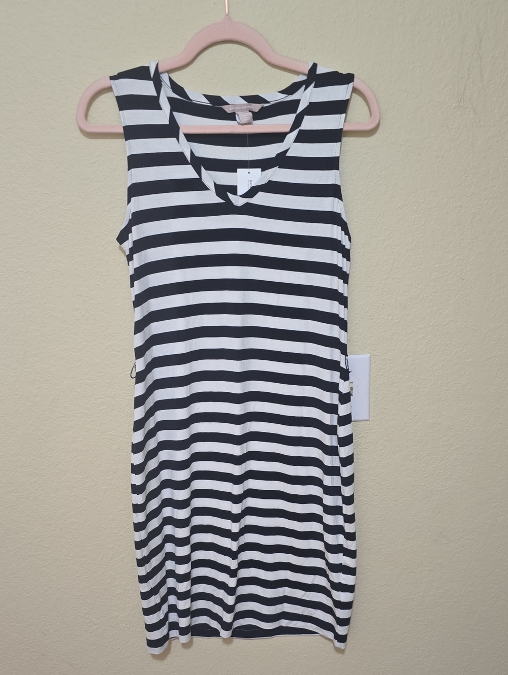 NWT Banana Republic Black and White Striped Sleeveless Dress Size S